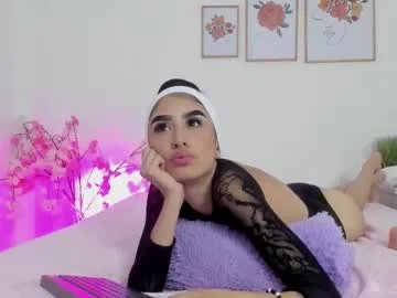 alana_111 on Chaturbate 