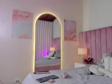 aleja_arango on Chaturbate