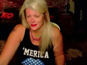 alicescuriosity — Hiya  #mature  #milf  #dirtytalk  #smoking #hotwife