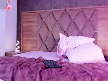 eimyandmaxi on Chaturbate