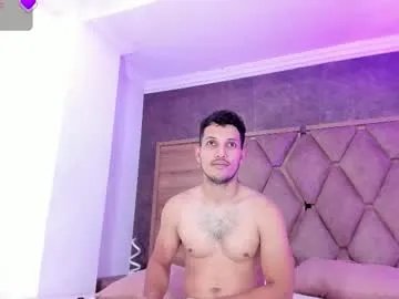 eimyandmaxi on Chaturbate