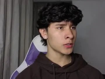 j_u_p_i_t_e_r on Chaturbate 