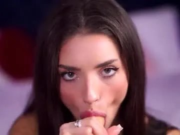 lalaroze on Chaturbate
