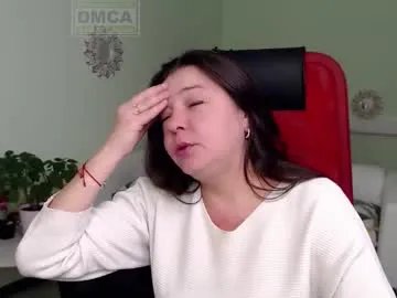 lily_flower7_ on Chaturbate 