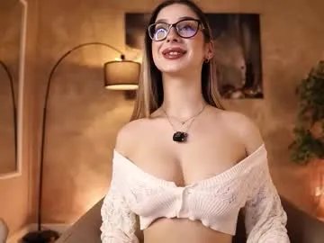 maddiebryggs on Chaturbate