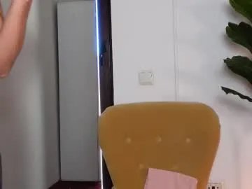 ninacrystal on Chaturbate 