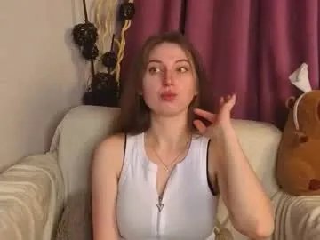oliviavele on Chaturbate