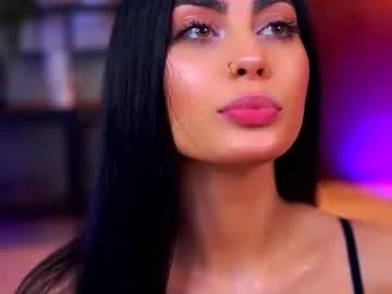 ravennadarcy on Chaturbate