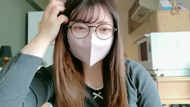 __Yui_ on StripChat