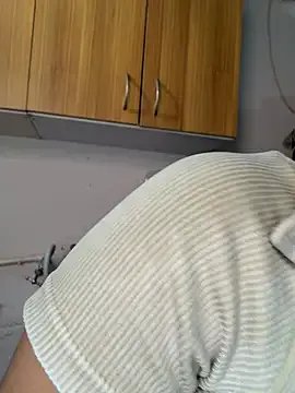 _tina_9 on StripChat