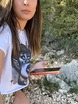 Ambre_La_nebulleuse on StripChat