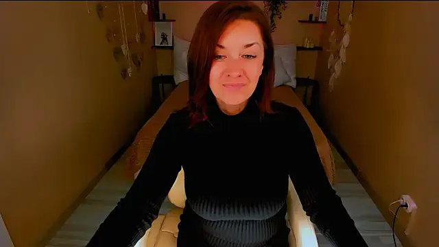 AnaMills on StripChat 