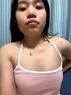 Baby22223 on StripChat