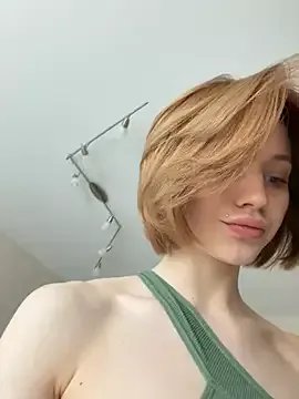 Camilla_Railian on StripChat