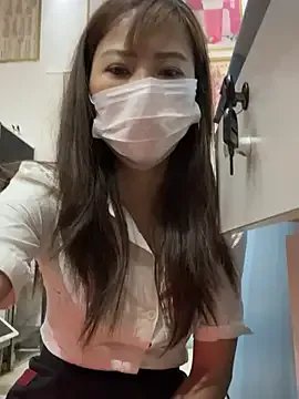 Cherry520 on StripChat