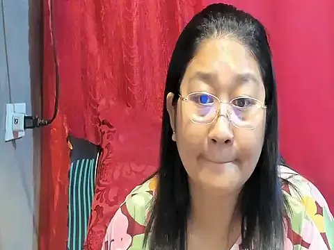CHUBBY_ANGEL09 on StripChat