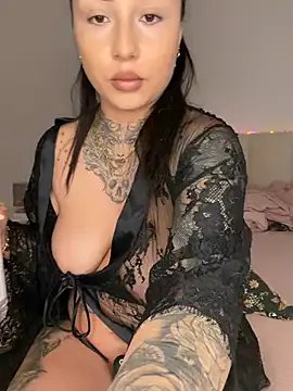 Coco-Love on StripChat