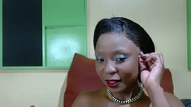 CocoSheila on StripChat 