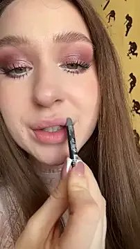 cuteeyesbaby on StripChat