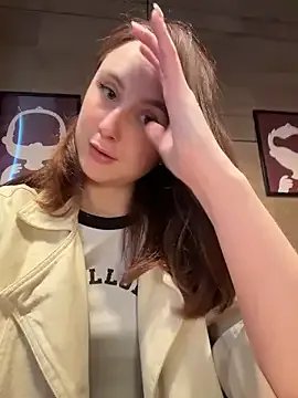 Dina_Tease — MOAN LOUD & SUCK fings in CAFE