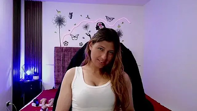 elena_detroya on StripChat 