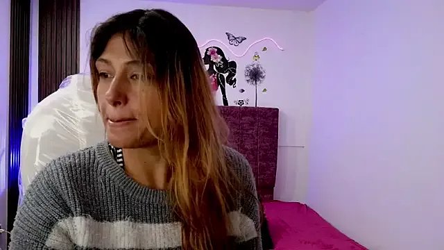 elena_detroya on StripChat 