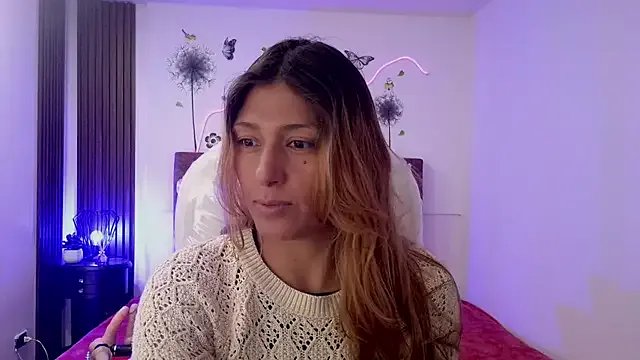elena_detroya on StripChat 