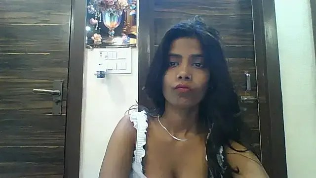 eleven_hotti from StripChat