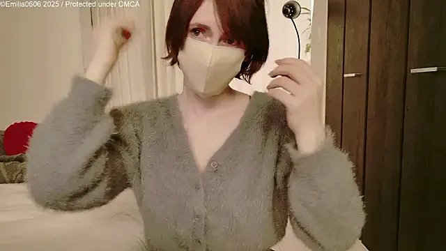Emilia0606 on StripChat