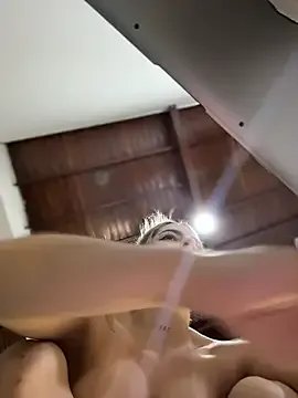 emiss_ on StripChat