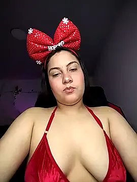 esmeralda_jadees on StripChat