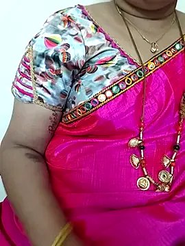 gaurika18 on StripChat