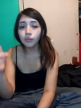 HonyHanna from StripChat