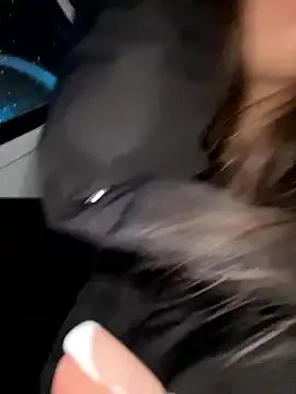 ICrazyOneIRL on StripChat