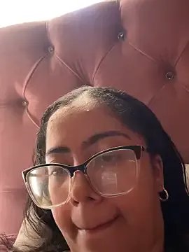 Jessyivonne on StripChat