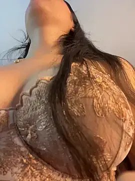 Juanita-Diaz on StripChat
