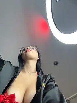 Juanita-Diaz on StripChat