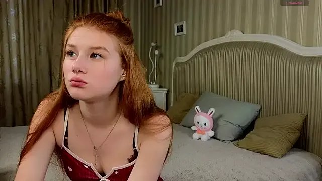 Juuulia_ on StripChat 