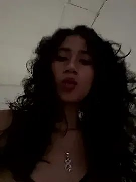 KaitlynLoveCam on StripChat