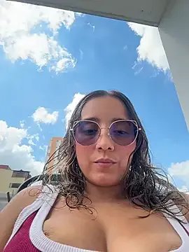 Kay_LustyWife on StripChat