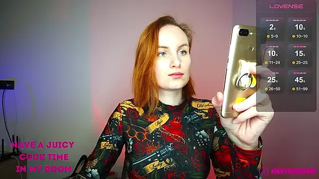 KinkyMissCherry on StripChat 