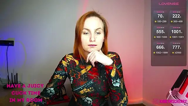 KinkyMissCherry on StripChat 