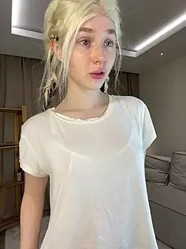 KittiLin from StripChat