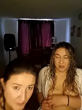 kitty_84 on StripChat 