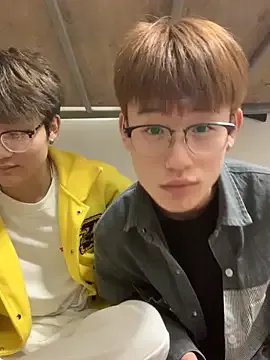 KK-cuteboy on StripChat 