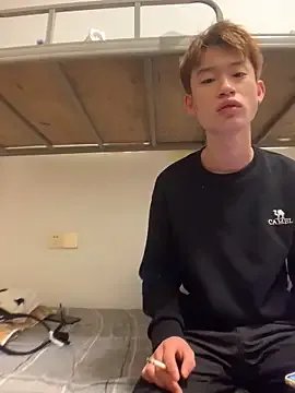 KK-cuteboy on StripChat 