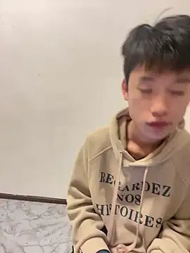 KK-cuteboy on StripChat 