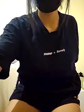 Latin_summer on StripChat