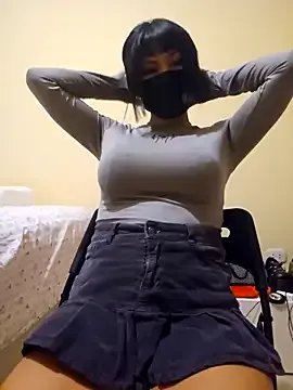 Latin_summer on StripChat