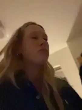LeniMaria on StripChat